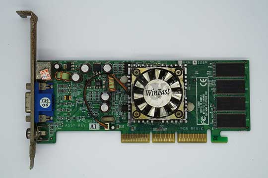 丽台Winfast A340 T 128MB显示卡（nVIDIA GeForce FX5200芯片）